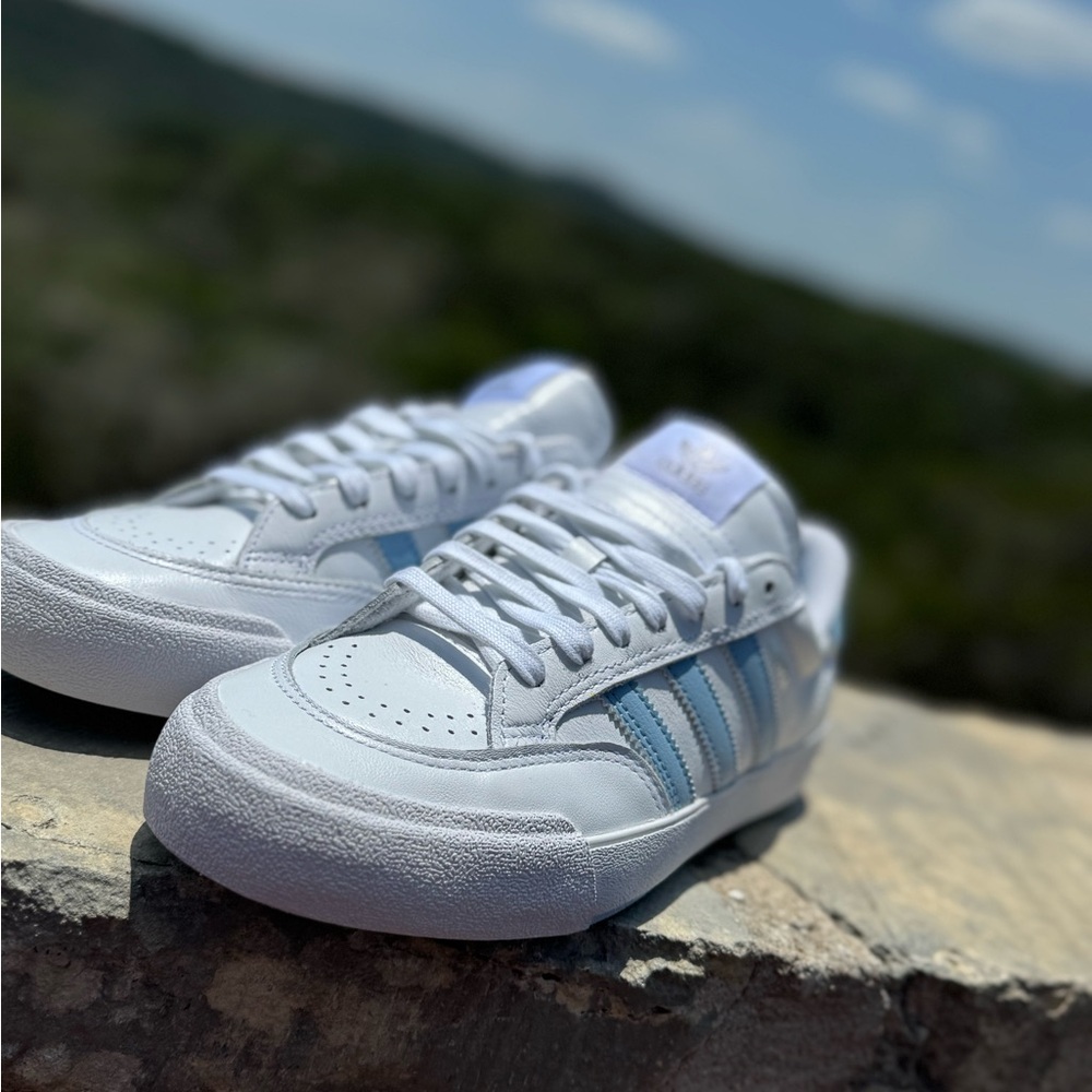 Adidas Women’s Nora Cloud White and Sky Blue Sneakers -Size 9
